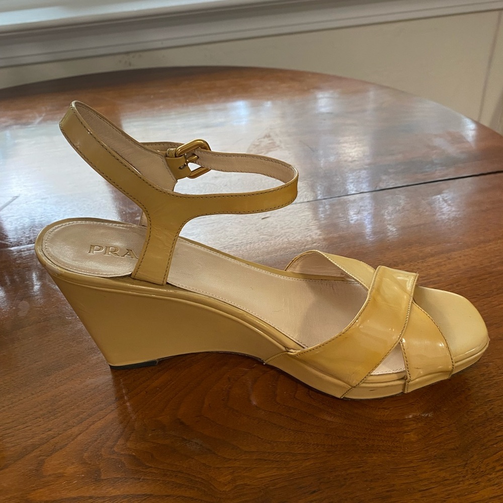 PRADA Patent Leather Wedge Sandals EU 42/US 10 - Picture 3 of 9